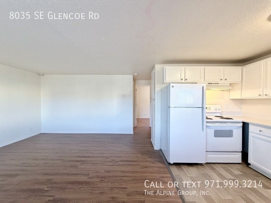 8035 Se Glencoe Rd - Photo 7 of 17