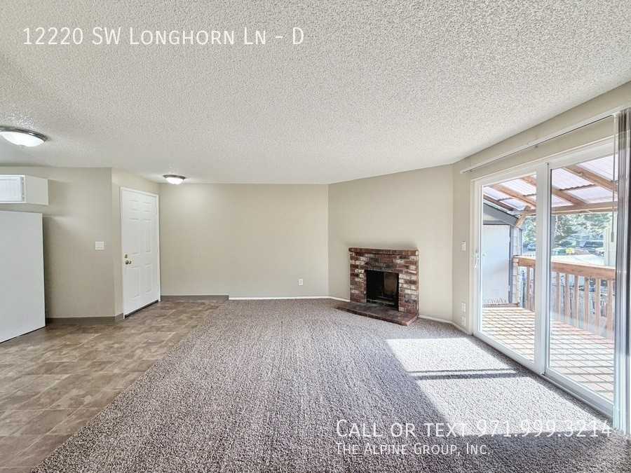 12220 Sw Longhorn Ln #D - Photo 5 of 18