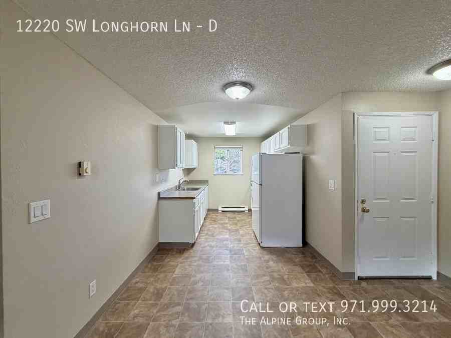 12220 Sw Longhorn Ln #D - Photo 7 of 18