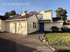 featured image of 719 Sw Back Court Pl