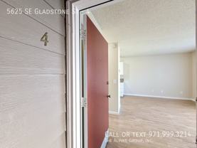5625 Se Gladstone St #4 - Photo 1 of 1