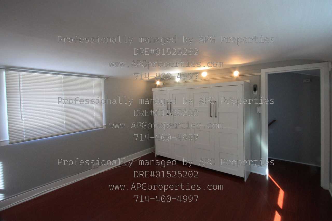 136 1/2 N Yale Ave - Photo 6 of 17