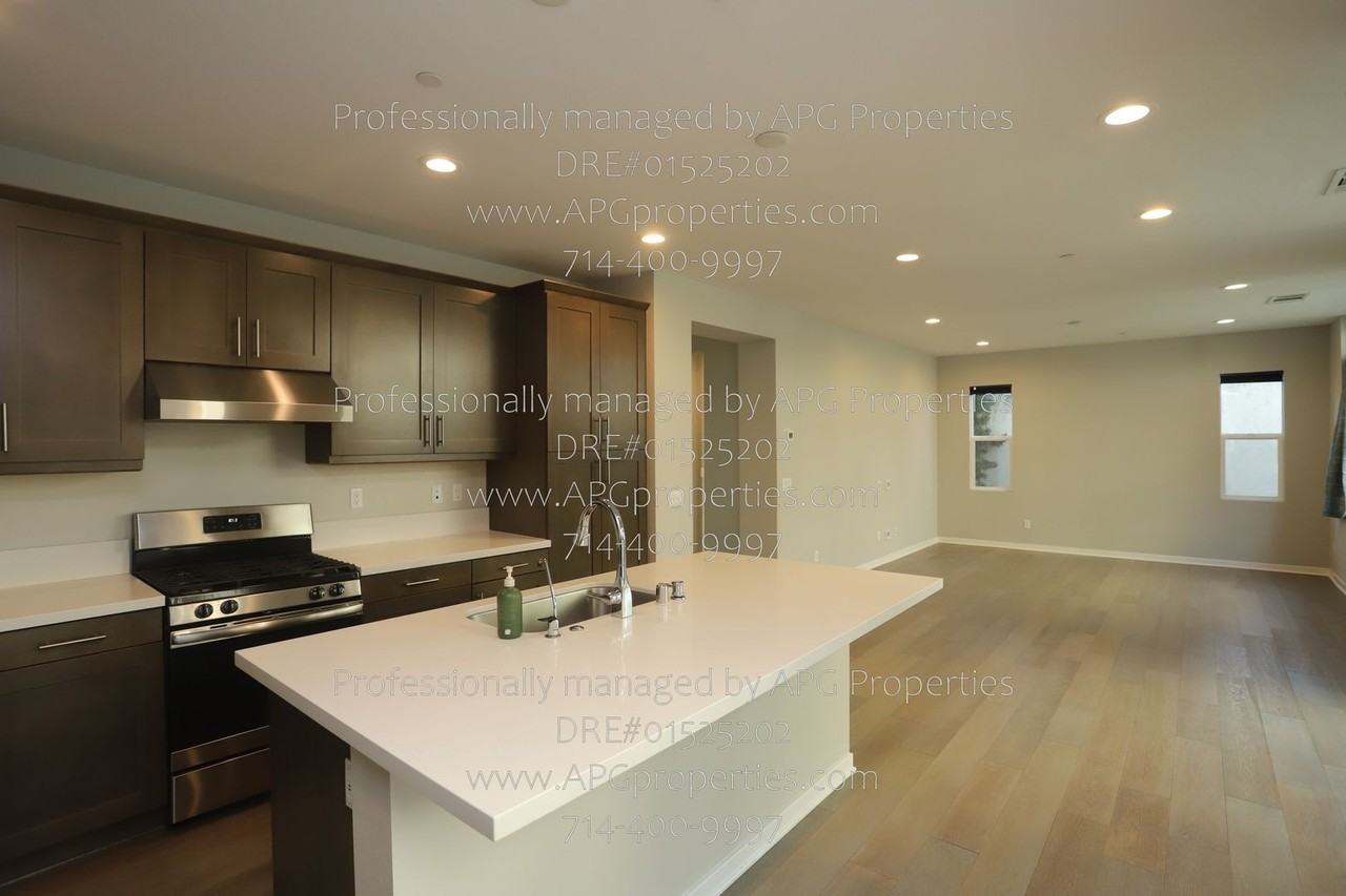 2041 N Orange Olive Rd - Photo 7 of 37