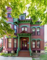 320 S Division St - Photo 1 of 1