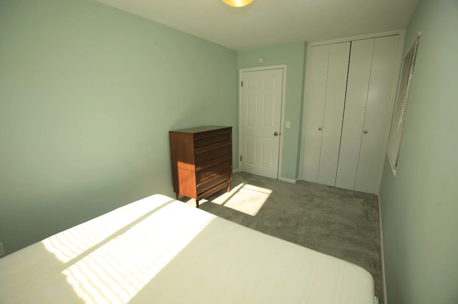 526 S Division St #526-8 - Photo 7 of 40