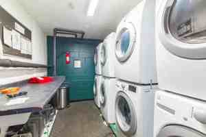 featured image of 1224 Washtenaw Ct