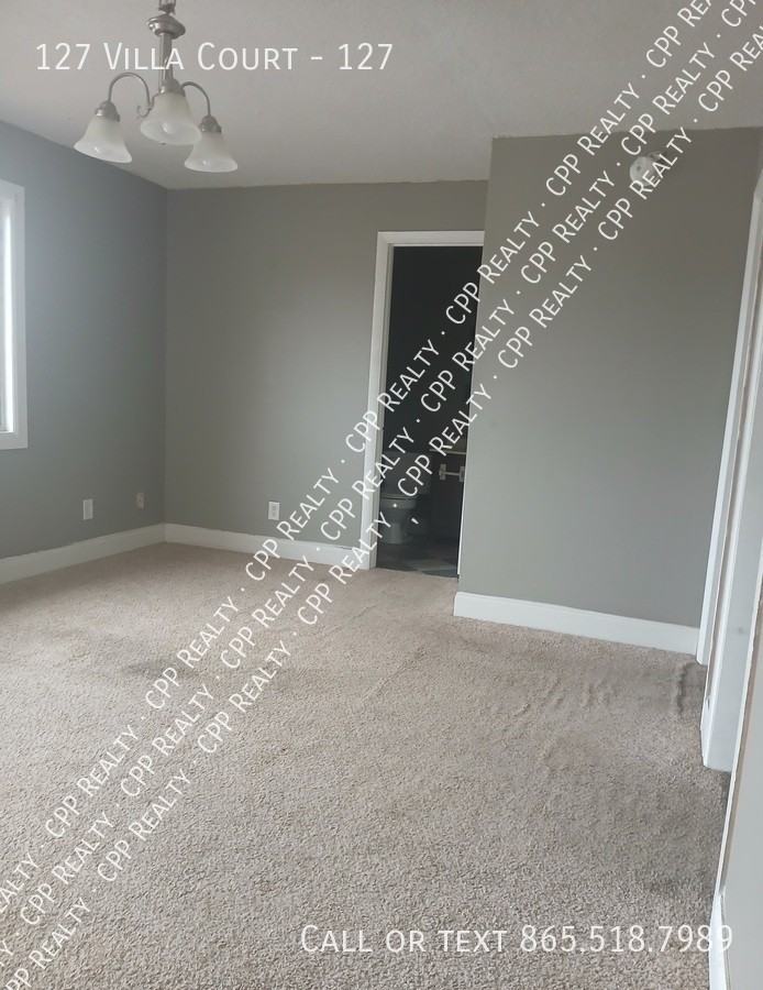 127 Villa Ct #127 - Photo 3 of 5