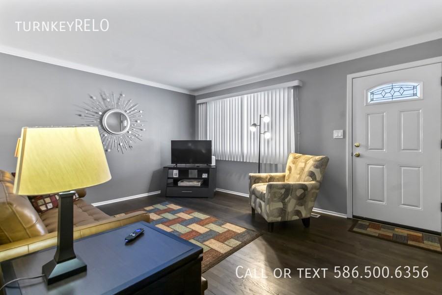 38428 Tottenham Rd - Photo 3 of 50