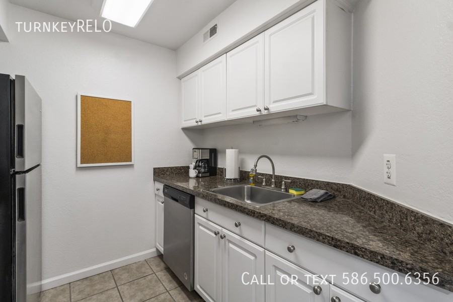 2562 Tavistock Ct - Photo 6 of 20