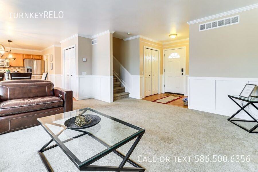 7274 Rachel Dr - Photo 4 of 30