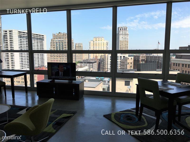 1117 Griswold St #1108 - Photo 5 of 50