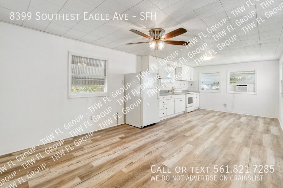 8399 Southest Eagle Ave #SFH - Photo 7 of 20