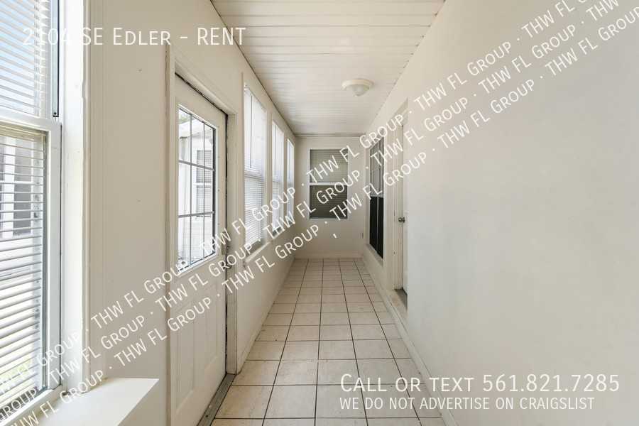 2104 Se Edler Dr #RENT - Photo 2 of 25