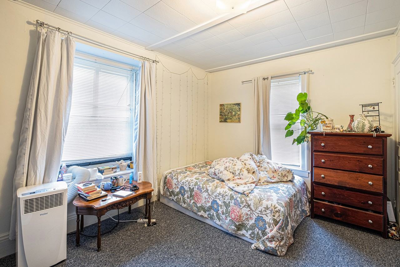 1119 S Forest Ave - Photo 7 of 18