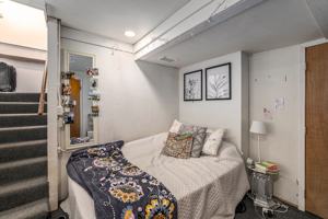 featured image of 1015 Packard St #1