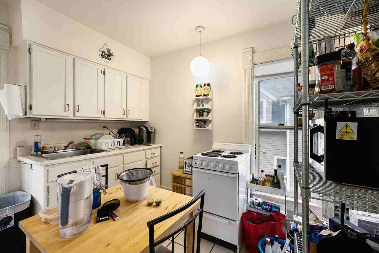 528 5th St #2 - Photo 6 of 13