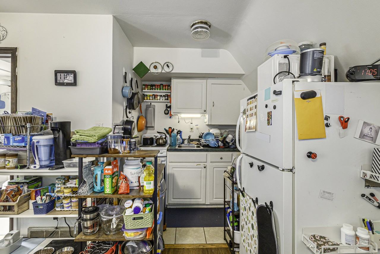 608 W Washington #4 - Photo 3 of 12