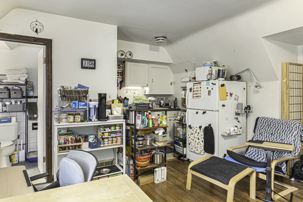 608 W Washington #4 - Photo 4 of 12