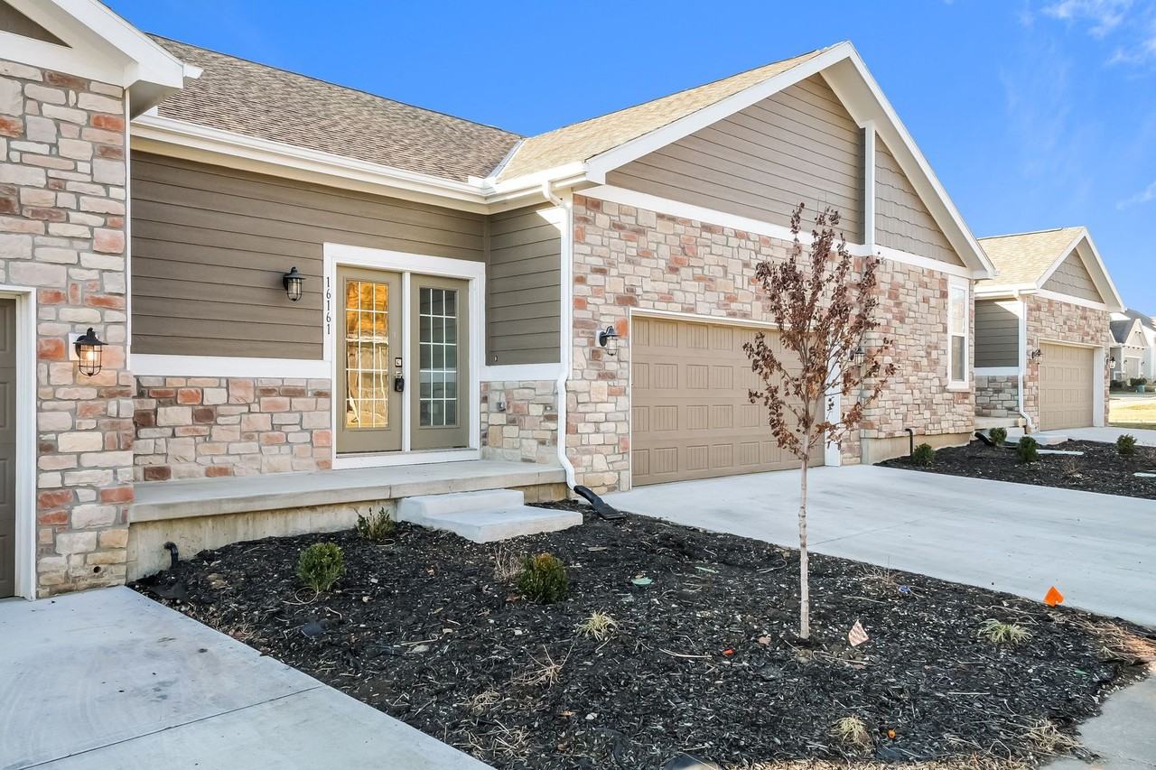 16173 Fontana St - Photo 3 of 17