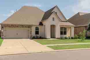 400 Eastwood Dr - Photo 1 of 1