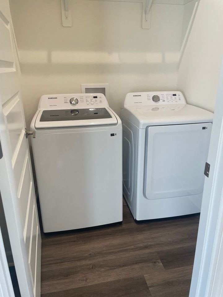 16169 Fontana St - Photo 6 of 10