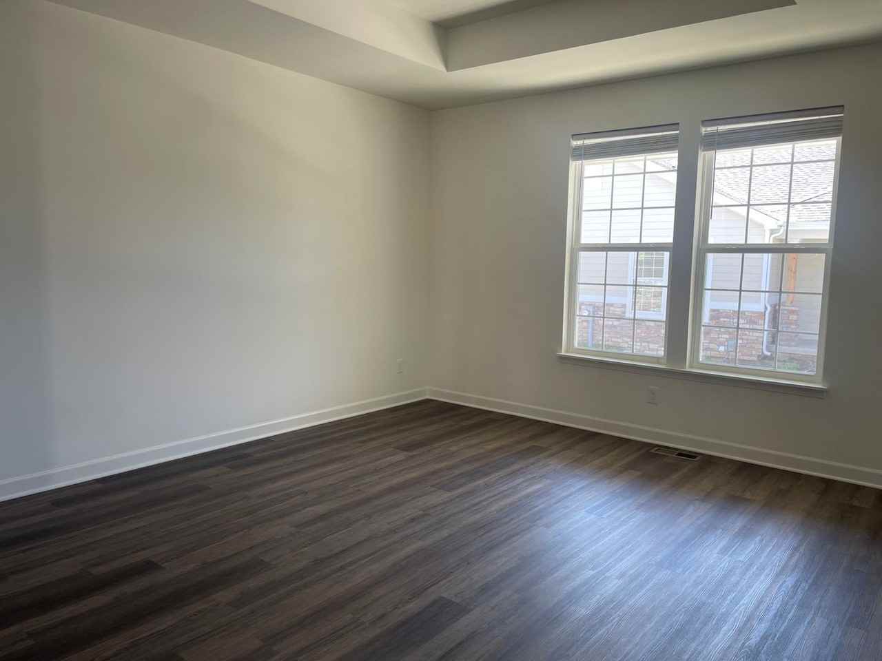 16177 Fontana St - Photo 3 of 11