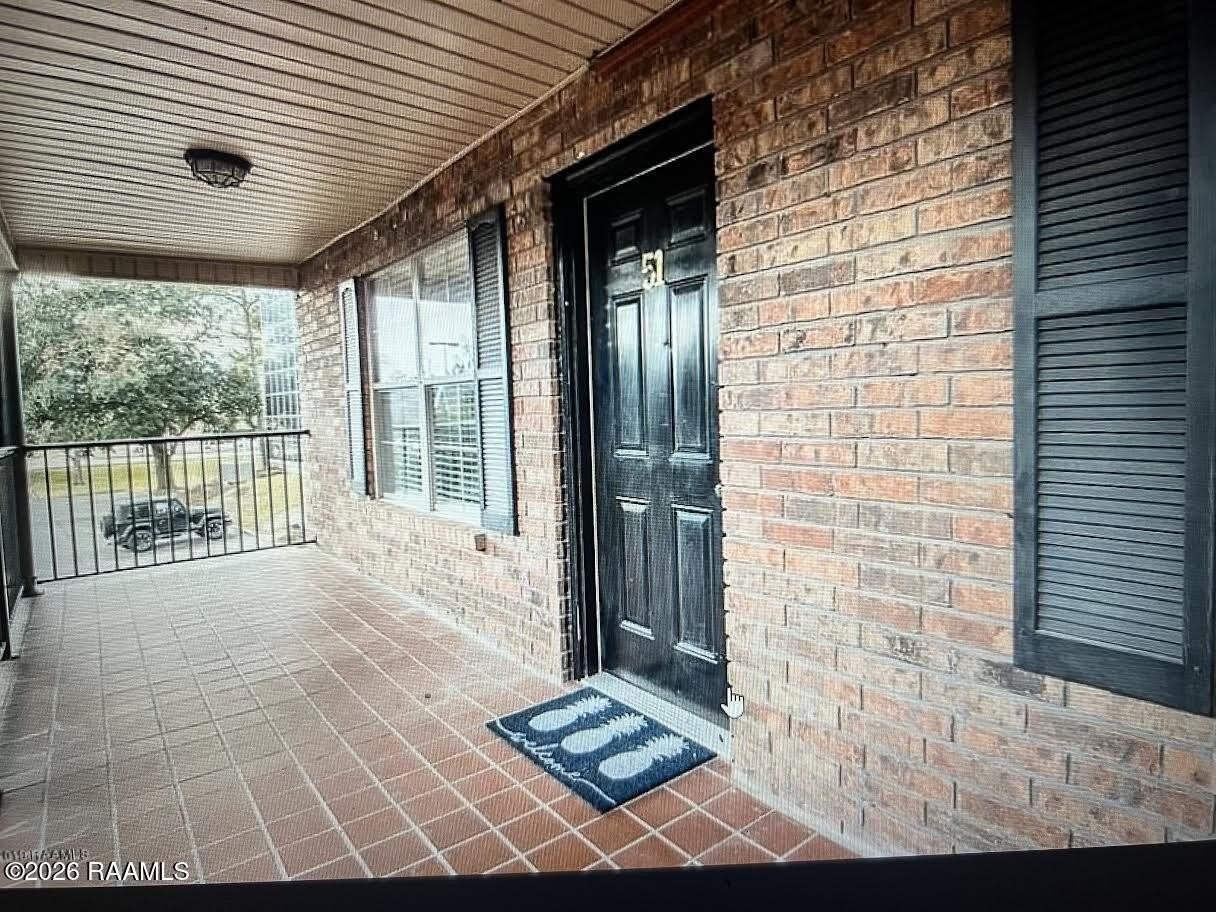 112 Hillside Dr Apt 51 - Photo 2 of 16