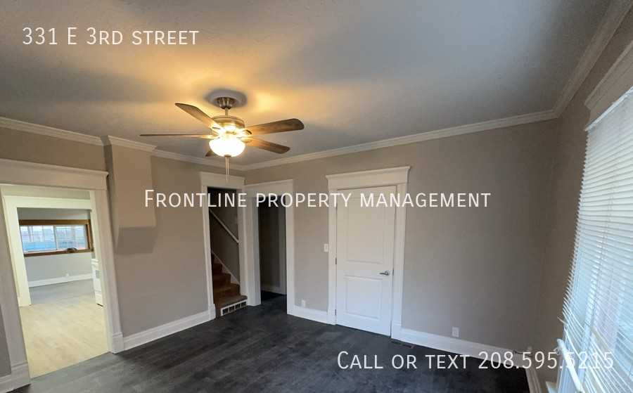 331 Ne 3rd St - Photo 5 of 18