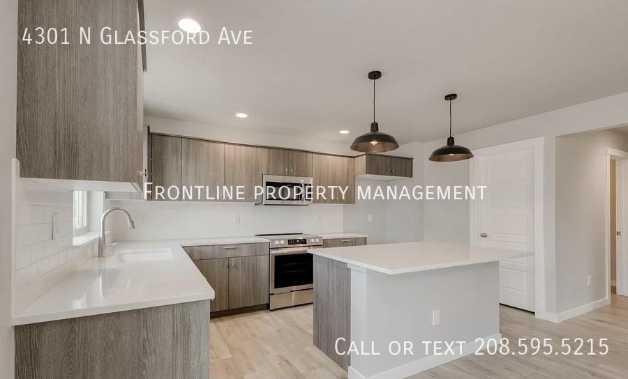 4301 N Glassford Ave - Photo 5 of 13