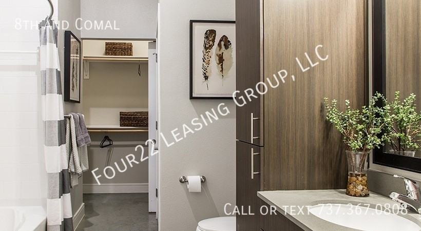 6th & Comal - Photo 7 of 25