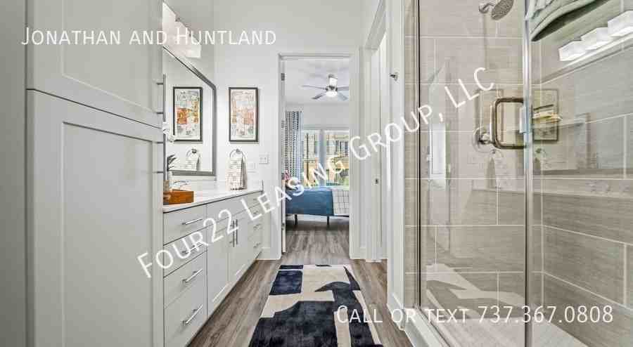 Highland Mall & Huntland #294871 - Photo 6 of 14