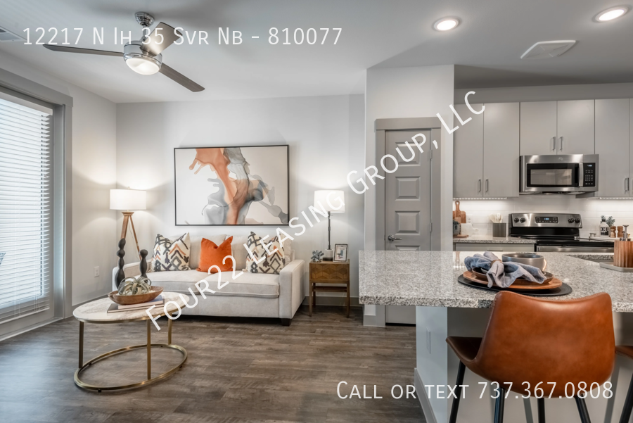 IH 35 SVR NB & NATURES BEND #810077 - Photo 4 of 33