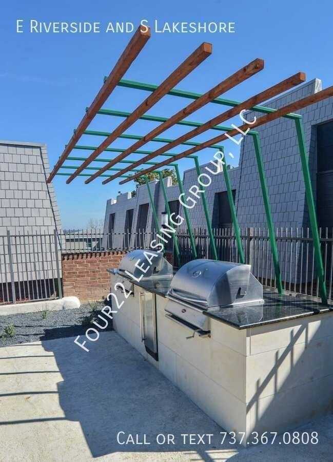 Royal Crest & S Lakeshore #75023 - Photo 6 of 18