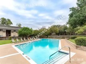 1824 S Interstate 35 #1-1 - Photo 1 of 1