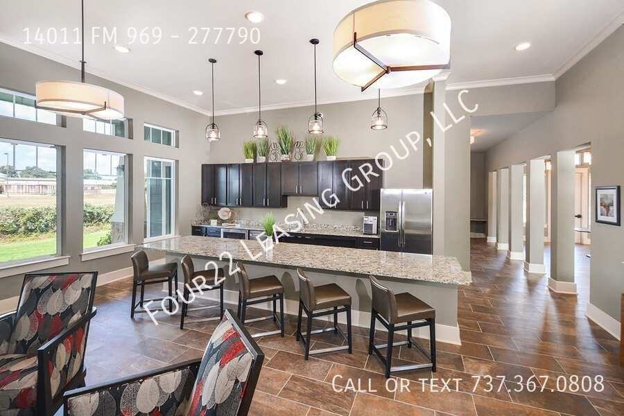 14011 Fm 969 Rd #277790 - Photo 5 of 28