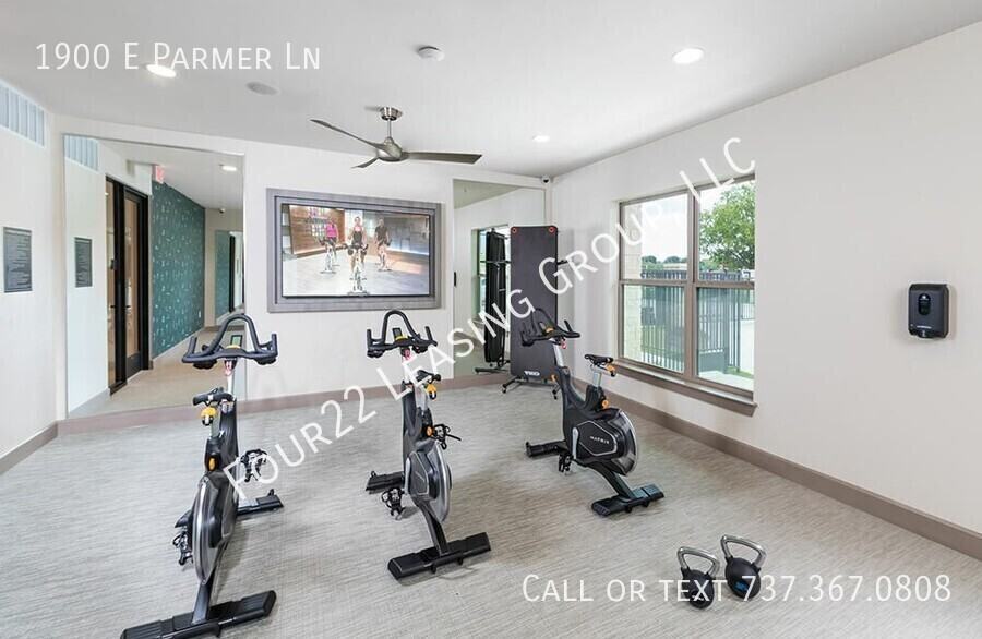 1900 E Parmer Ln - Photo 6 of 9