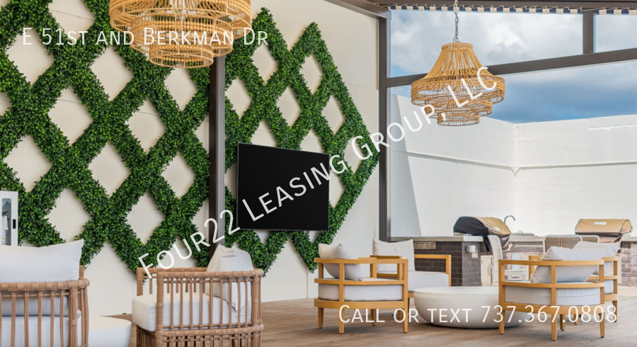 51st & Berkman Dr #829228 - Photo 2 of 12