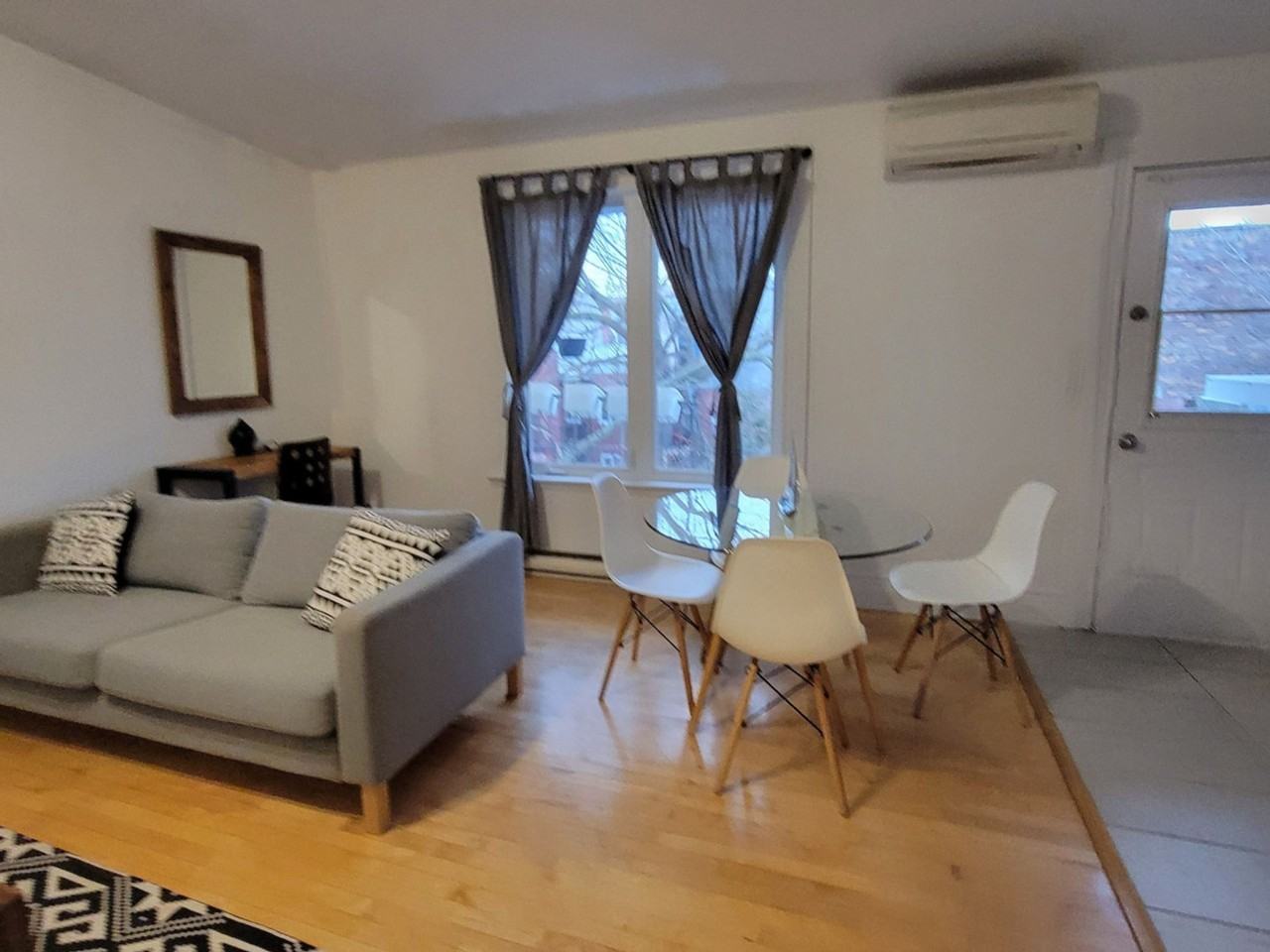 4072 Rue Drolet #1222991P - Photo 4 of 24