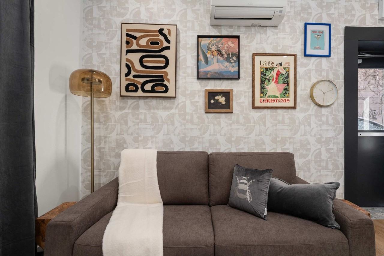 168 McCaul Street - Photo 4 of 29