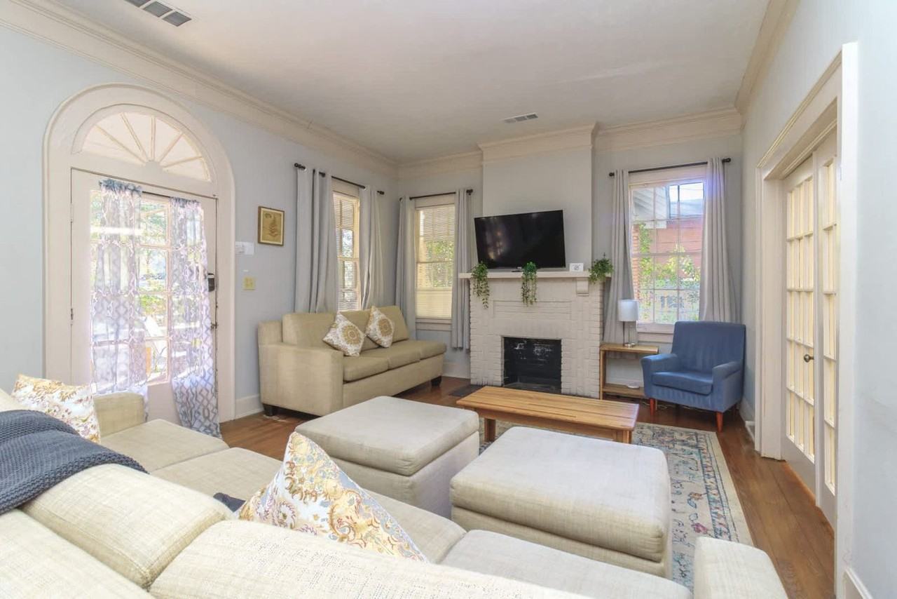 2217 13th Street - Photo 3 of 50