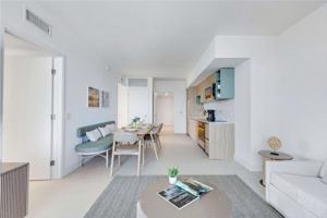 featured image of 601 Ne 1st Ave