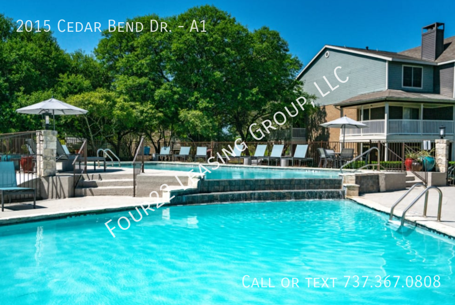 2015 Cedar Bend Dr #A1 - Photo 3 of 10