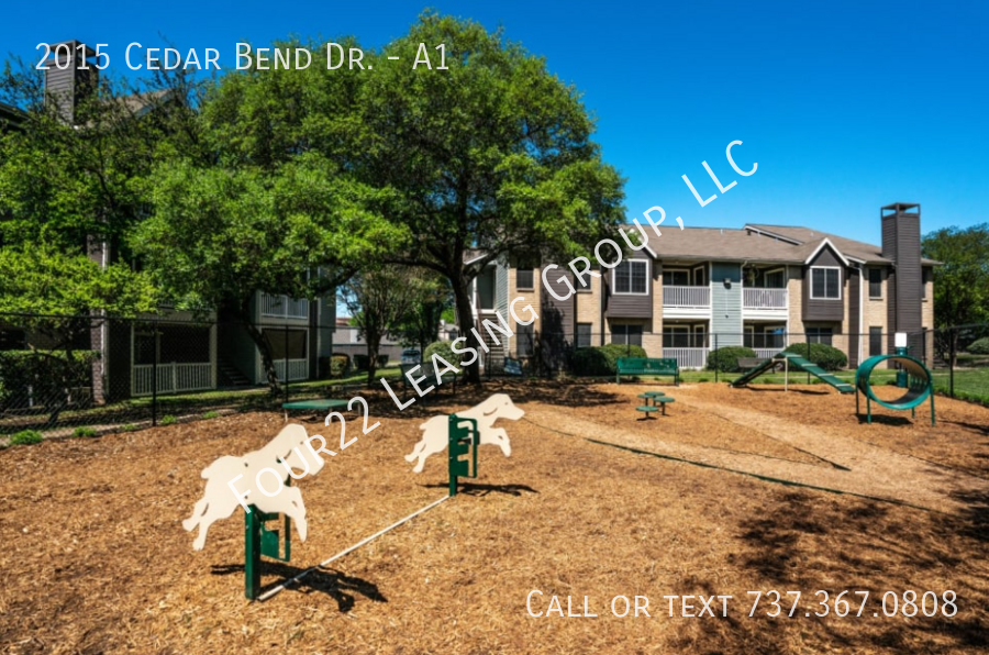 2015 Cedar Bend Dr #A1 - Photo 7 of 10
