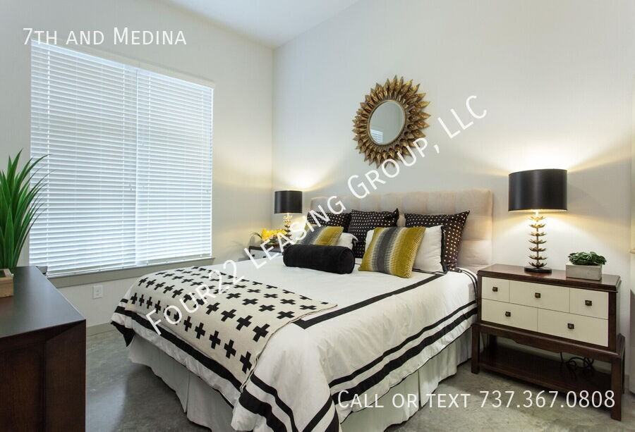 5th & Medina #A2 - Photo 5 of 24