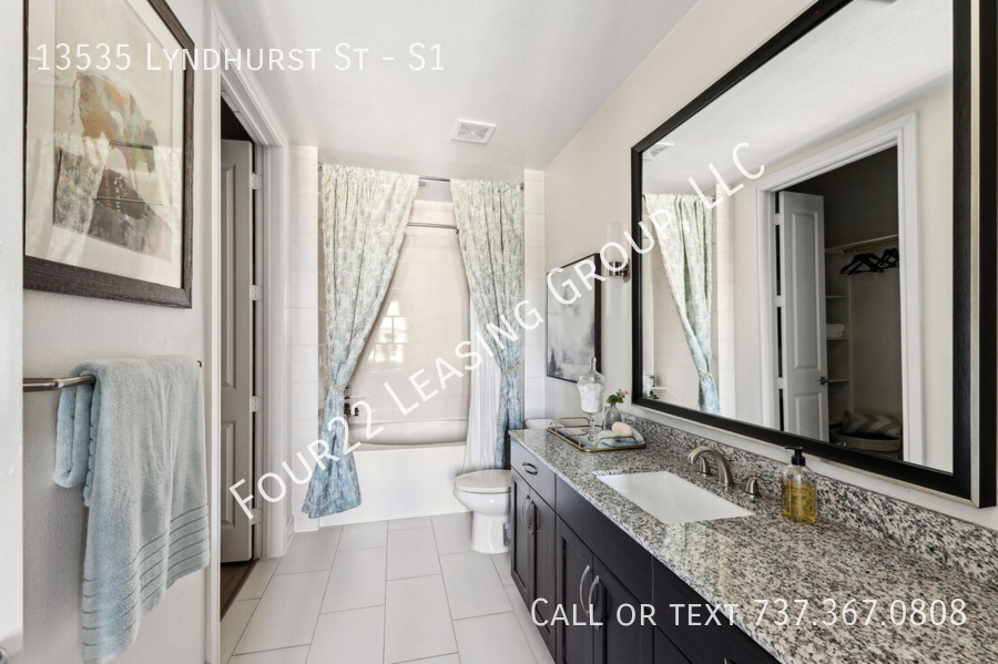 13535 Lyndhurst St #S1 - Photo 3 of 14