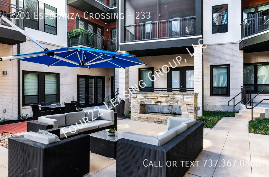 3201 Esperanza Xing #233