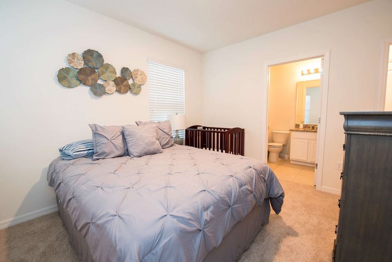 5277 Oakbourne Ave #1263237P - Photo 7 of 47