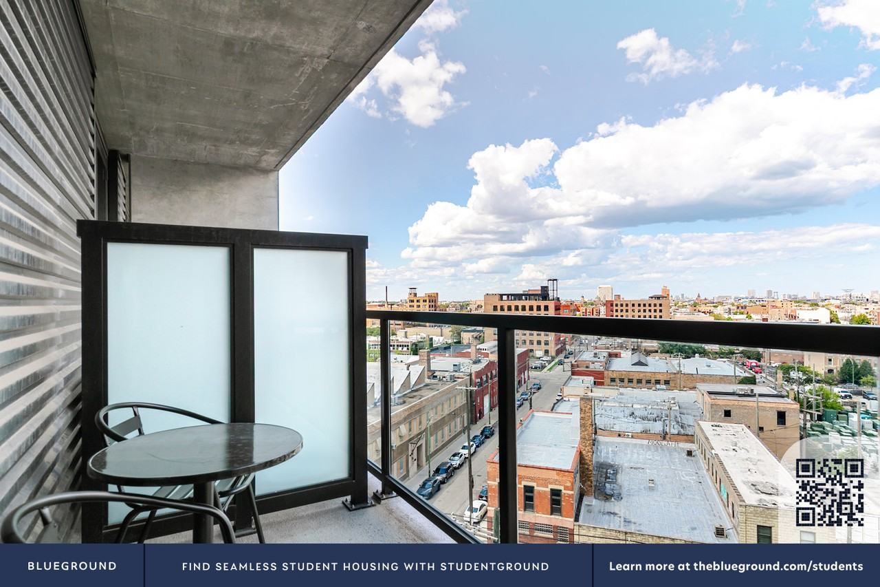 1454 W Randolph St #1305 - Photo 7 of 50