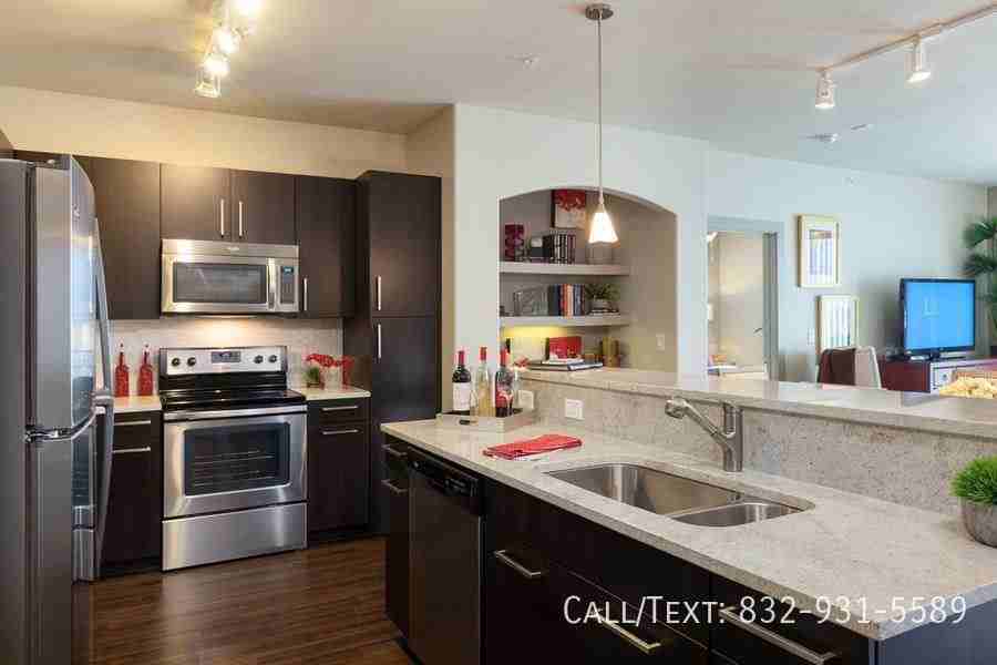 1931 W Gray St #CWG2