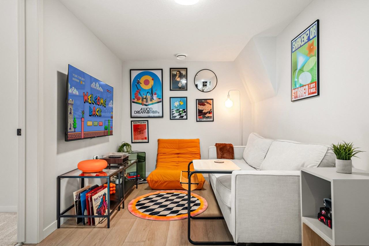 53 Edith Cres Nw #1314558P - Photo 4 of 50